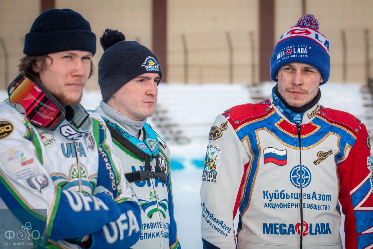 ТОП-3 личного чемпионата России по мотогонкам на льду 2023: Богданов, Валеев и Кононов