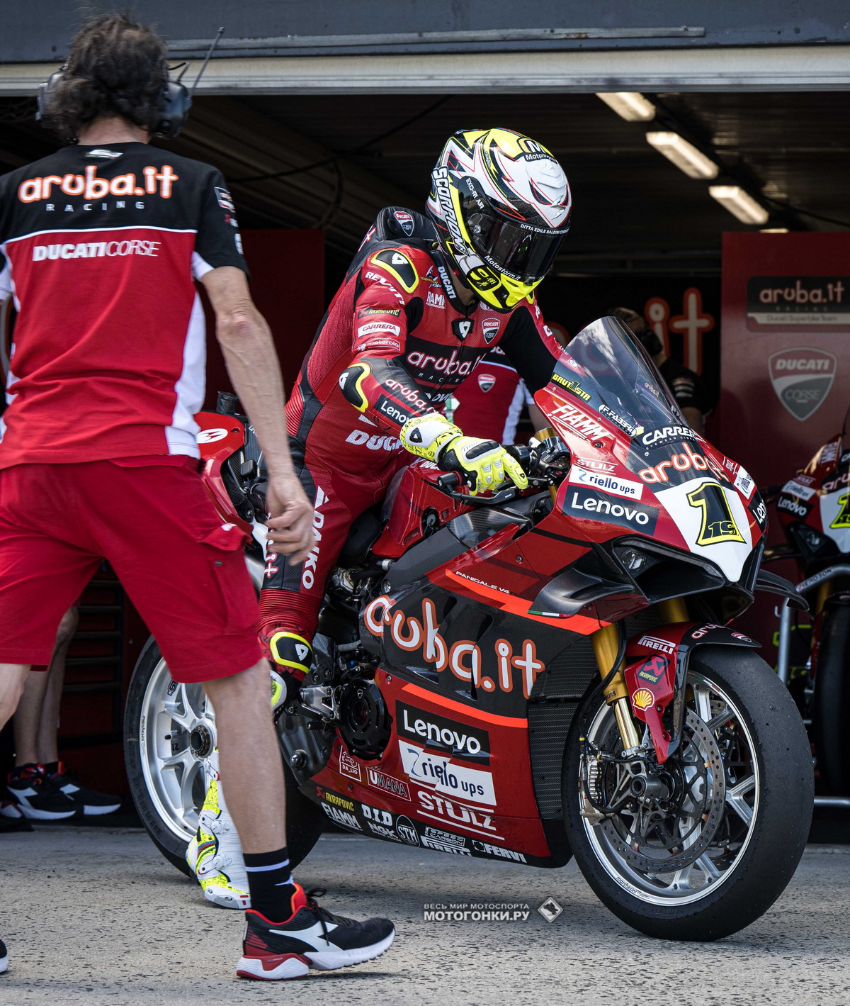 Альваро Баутиста и Ducati ликуют: все их преимущества сохранились в 2023 году!
