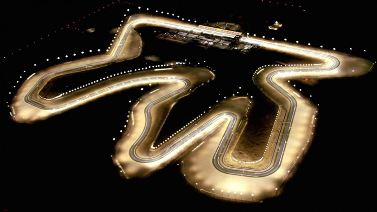 Losail International Circuit - первая в мире трасса класса Гран-При с полным ночным освещением