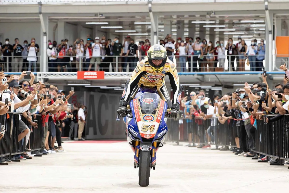 Топрак Разгатлиоглу стал чемпионом World Superbike с Yamaha осенью 2021 года