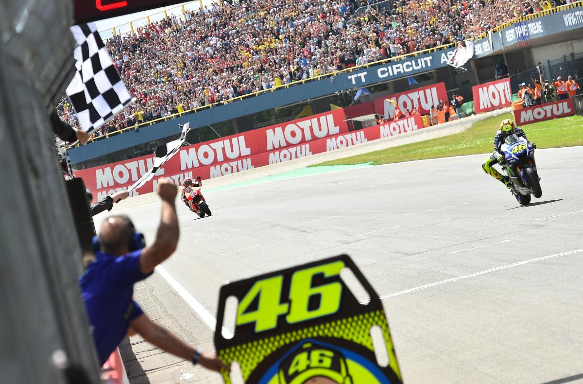 Уникальная победа Валентино Росси на Гран-При Нидерландов MotoGP 2015 года