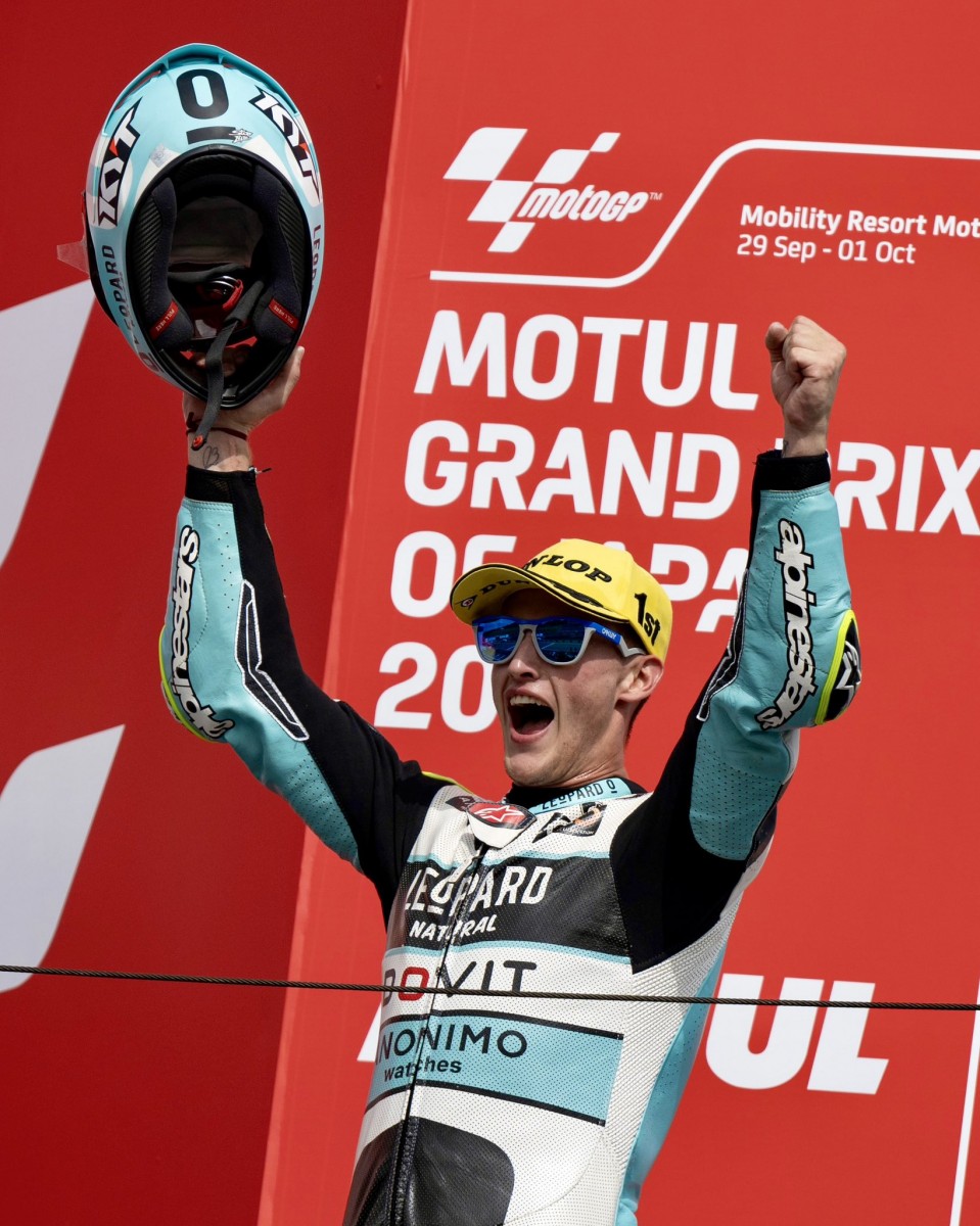 Хайме Масиа вышел в лидеры чемпионата Мото Гран-При Moto3 после победы в Мотеги
