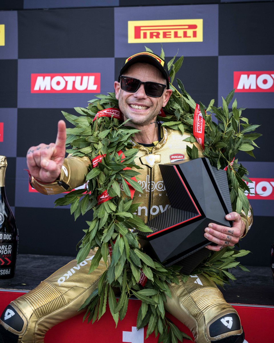 Альваро Баутиста защитил титул чемпиона World Superbike с Ducati
