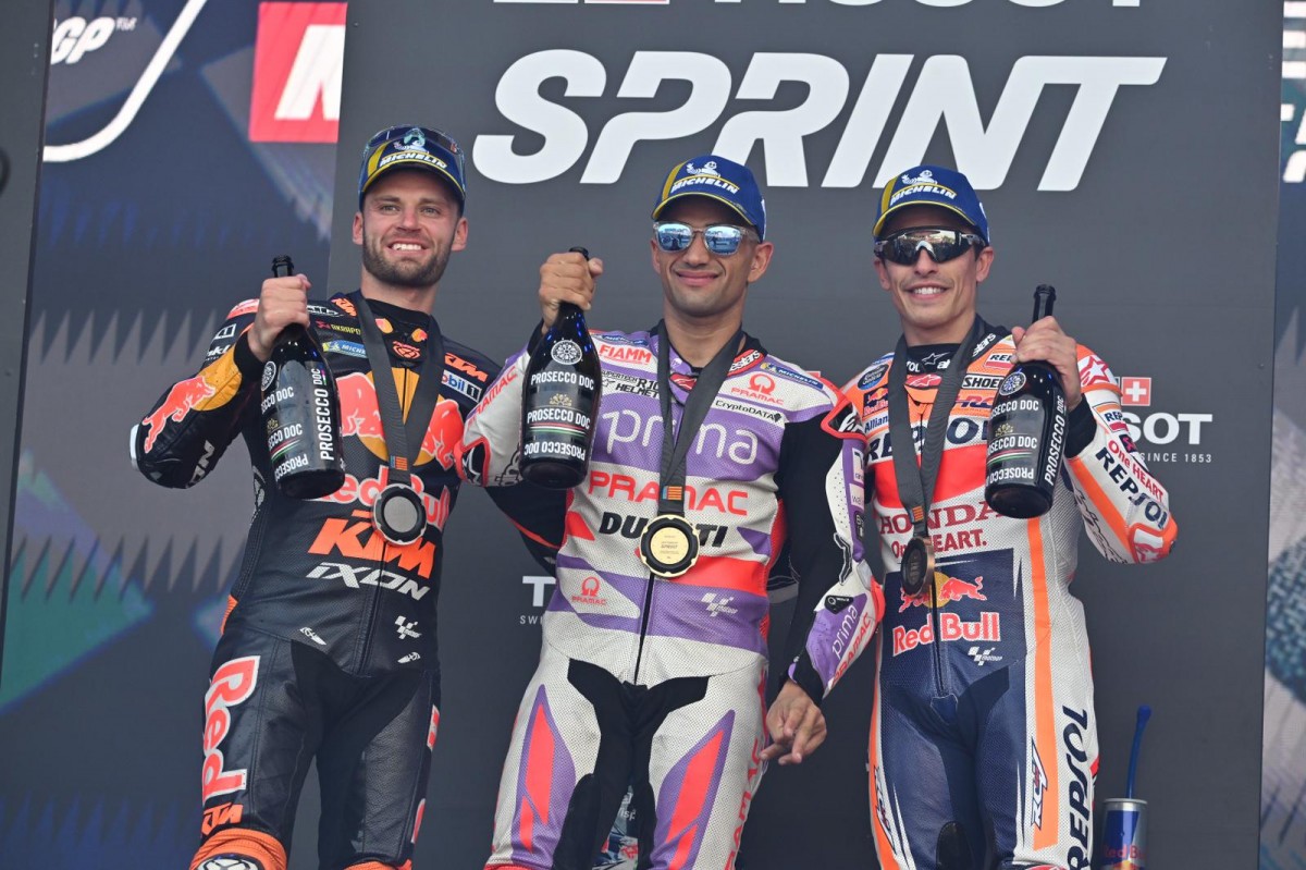 Подиум MotoGP Sprint Race Гран-При Валенсии