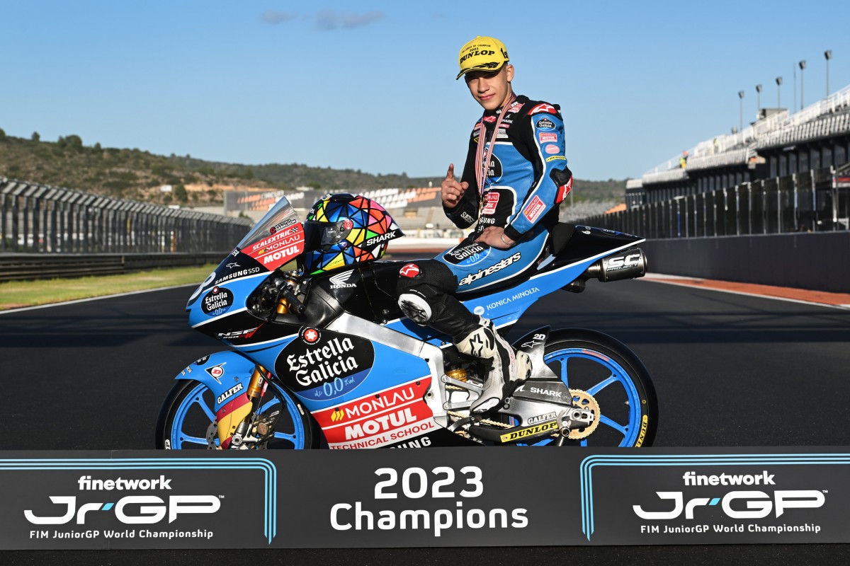 Чемпион FIM JuniorGP 2023 года Анхель Пикуэрас переходит в Мото Гран-При Moto3 в Leopard Racing Honda