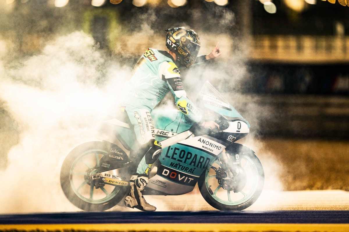 Хайме Масиа, Leopard Racing и Honda - чемпионы Moto3 2023 года