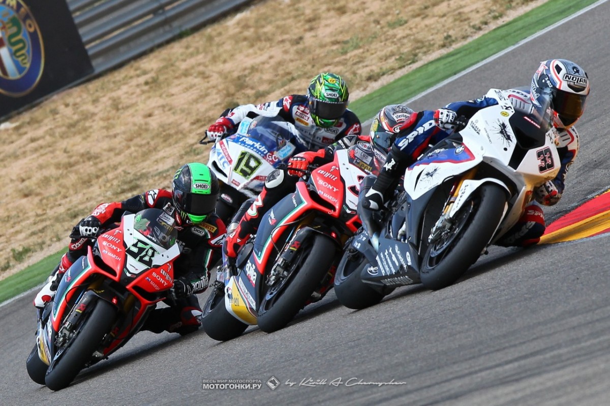 World Superbike 2012 - это битва Aprilia и BMW. Фото: motofoto.ru
