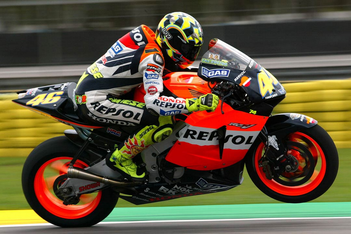 Валентино Росси, 7-кратный чемпион MotoGP (3-кратный с Repsol Honda)