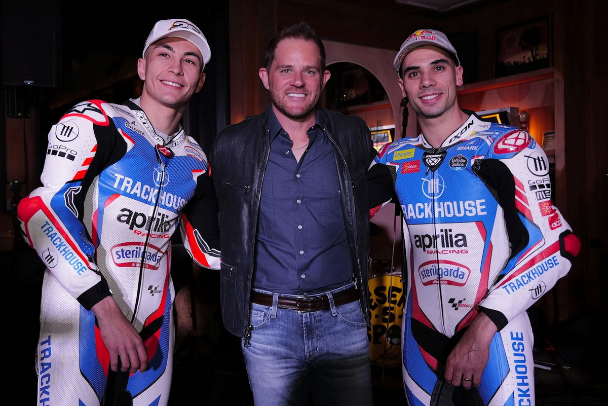 Владелец Trackhouse Racing, гонщик NASCAR Джастин Маркс и его новые пилоты из MotoGP