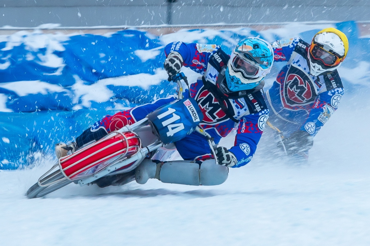 Команда МЕГА-ЛАДА - чемпион России 2024 года по мотогонкам на льду