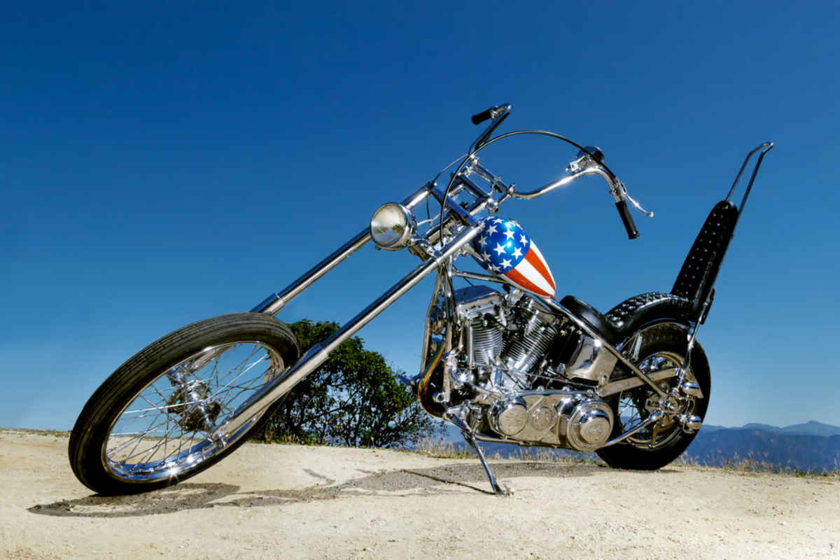 Harley Davidson Panhead Captain America был продан за $1,350 млн