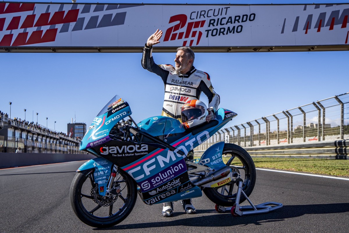 Хорхе Мартинес вышел на Ricardo Tormo Circuit на разных мотоциклах