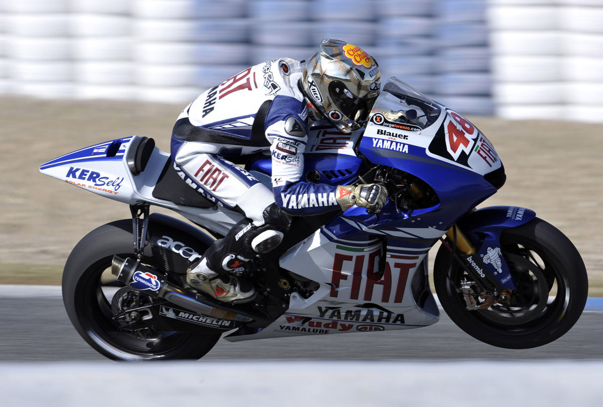 Хорхе Лоренцо, FIAT Yamaha MotoGP проехал весь сезон 2008 года на Michelin