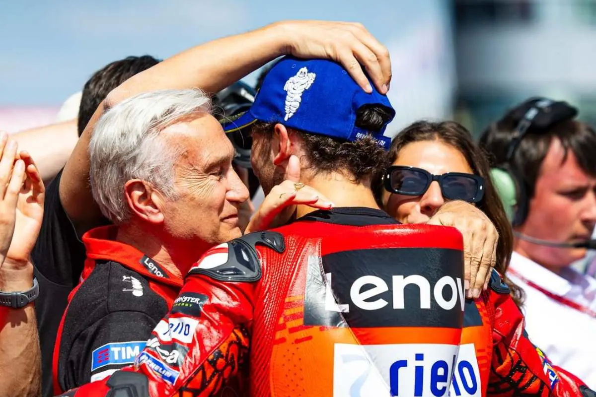Давиде Тардоцци, менеджер Ducati Lenovo Team