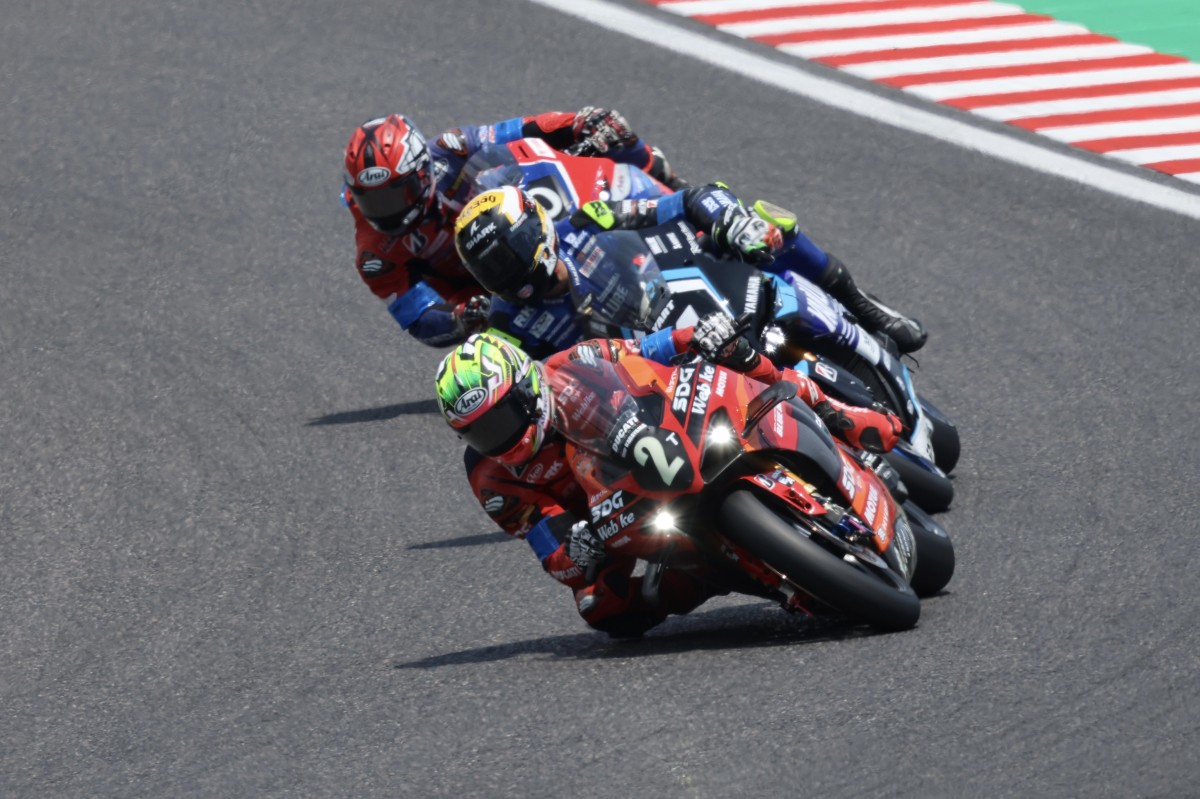 Ducati Team Kagayama недолго лидировала в гонке Suzuka 8 Hours
