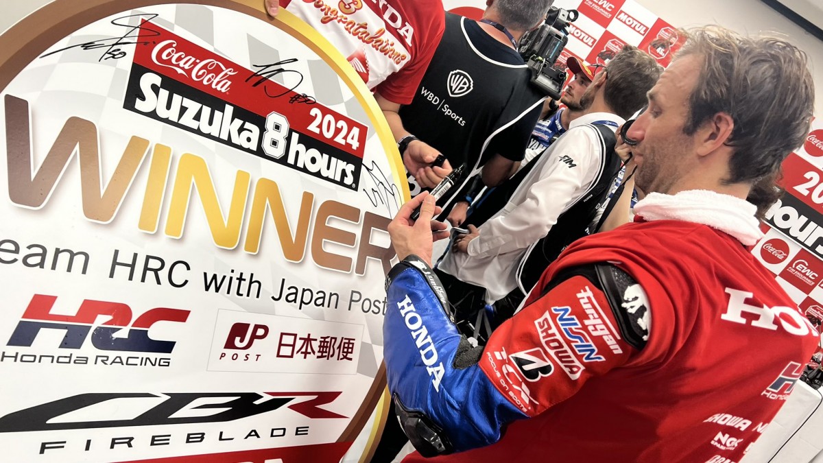 Жоан Зарко вошел в историю мотоспорта как победитель 45-й гонки Suzuka 8 Hours вместе с Team HRC