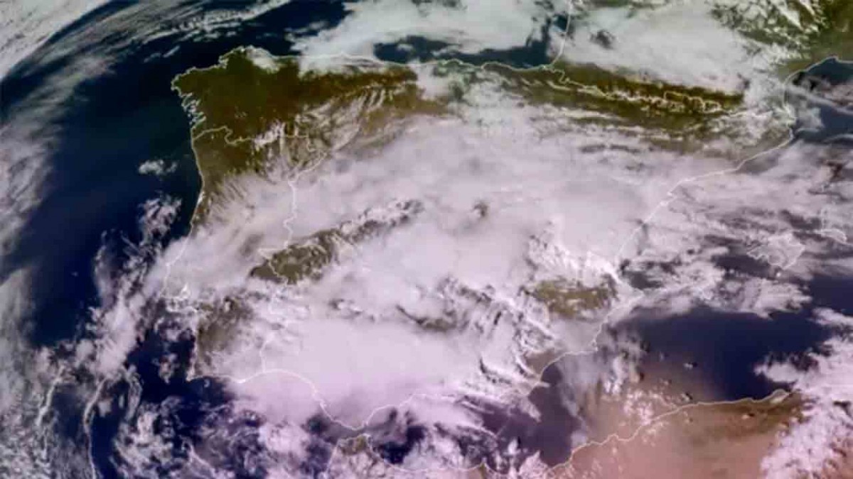 Спутниковый снимок Meteocat 11/11/2024 - ожидается возвращение шторма в Каталонию