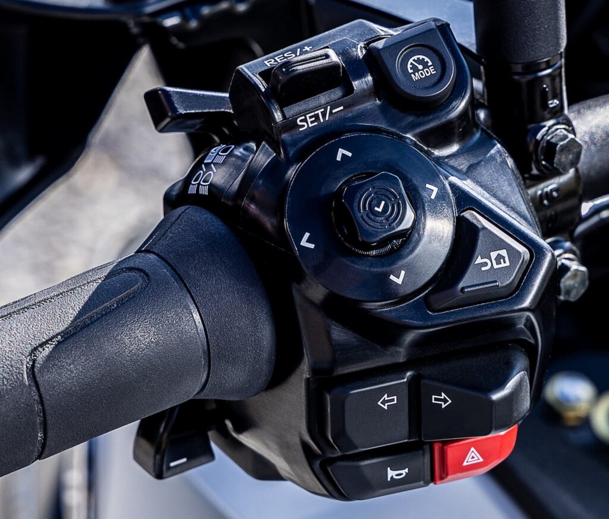 Пульт управления Yamaha Tracer 9 GP Plus с Y-AMT