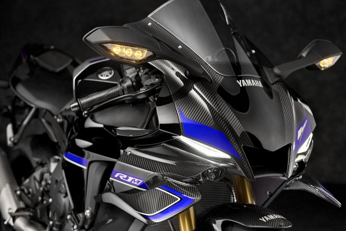 Винглеты в стиле MotoGP - основная фишка Yamaha YZF-R1 модели 2025 года