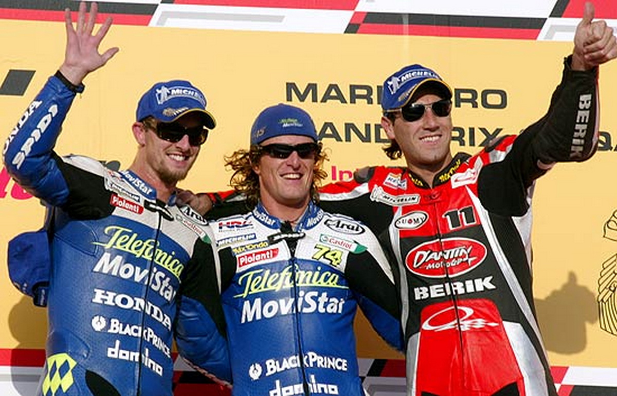 Подиум Гран-При Катара MotoGP 2004