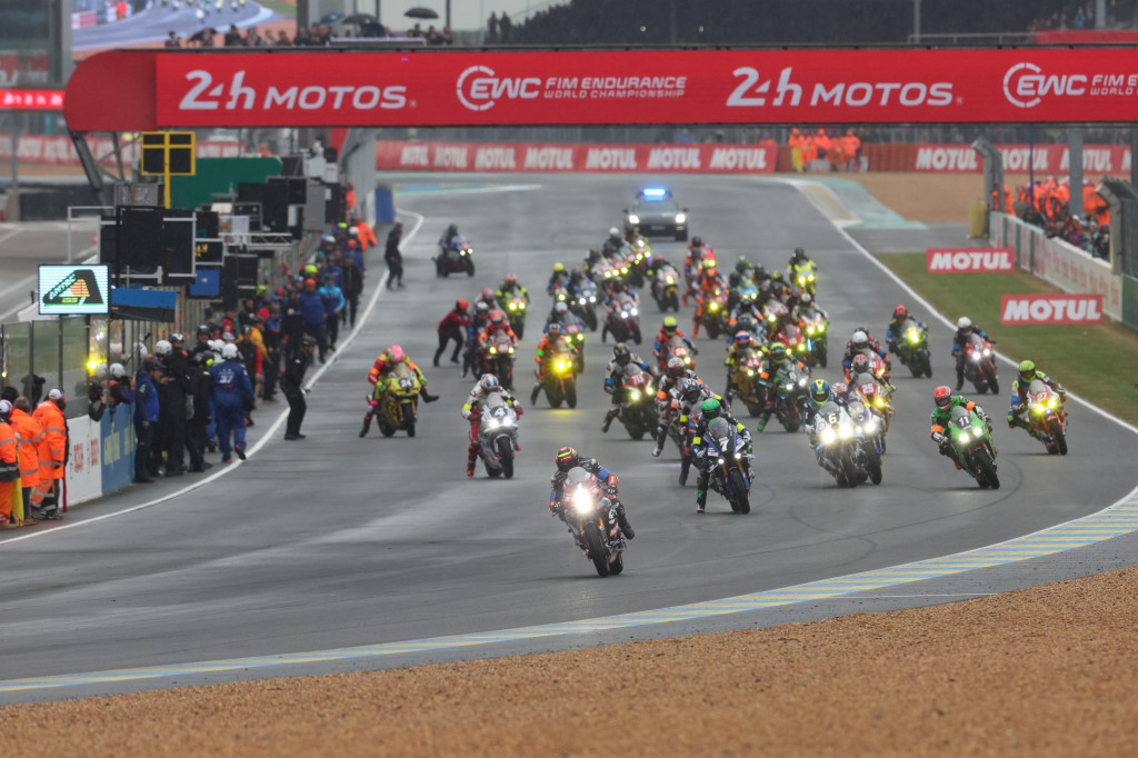 Старт 48-й редакции 24 Heures Motos