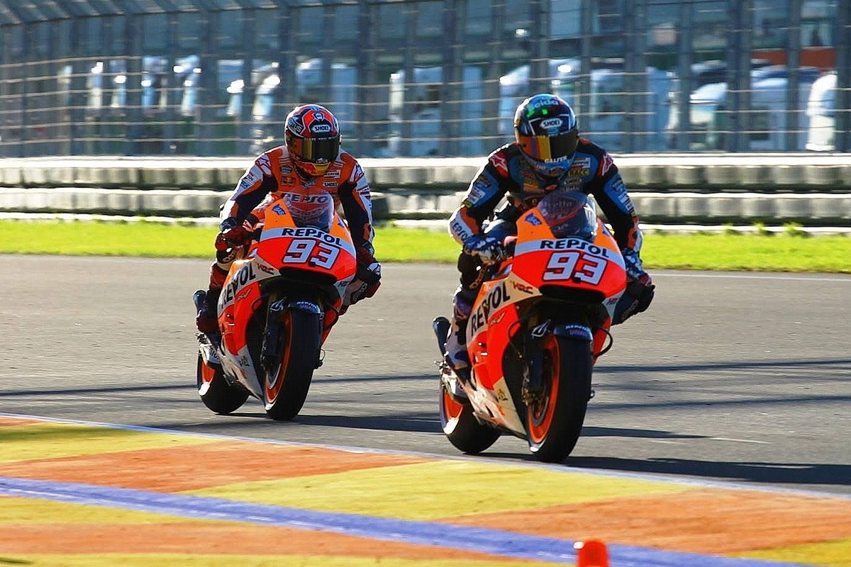 Марк Маркес и Алекс Маркес на тестах IRTA MotoGP в Валенсии (2018)