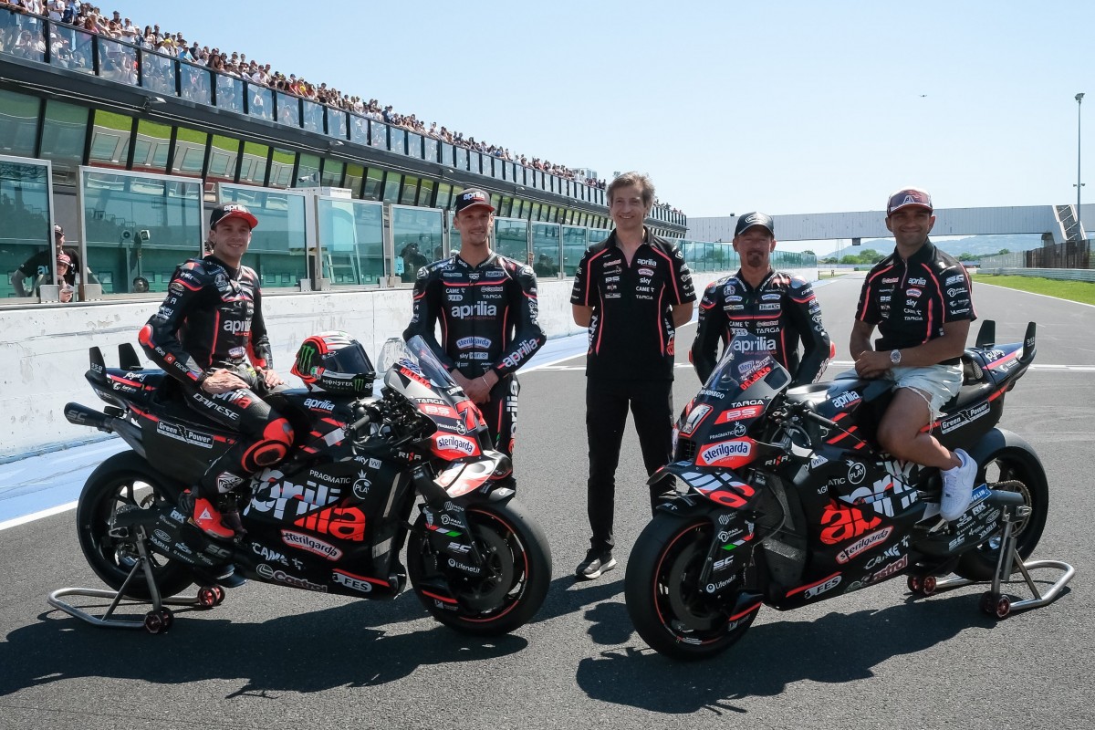 Все звезды Aprilia в Мизано: мероприятие прошло очень спокойно
