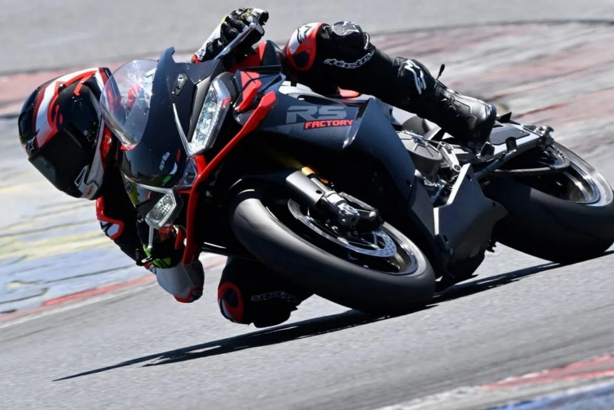Хорхе Мартин на борту Aprilia RS 660 Factory