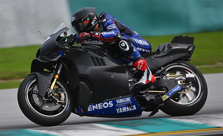 Yamaha V4 (альтернативный YZR-M1)