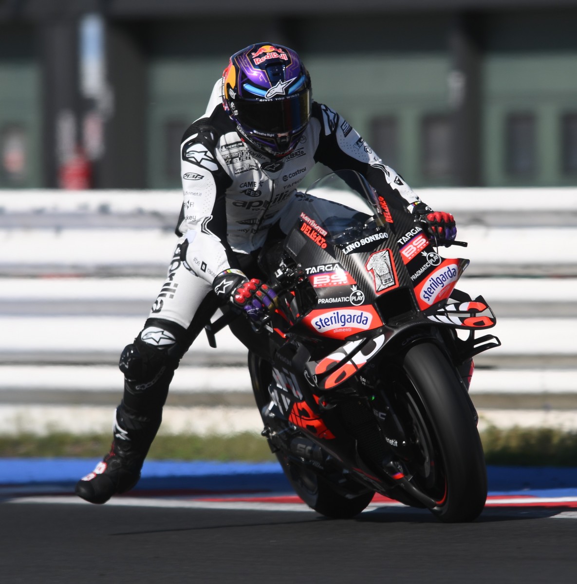 Хорхе Мартин на приватных тестах Aprilia Racing MotoGP в Мизано