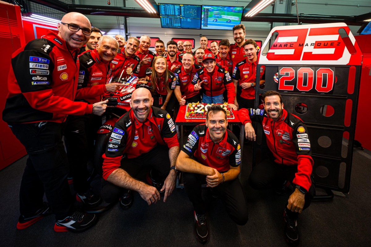 200-й старт Марка Маркеса привел его к абсолютному доминированию на Sachsenring