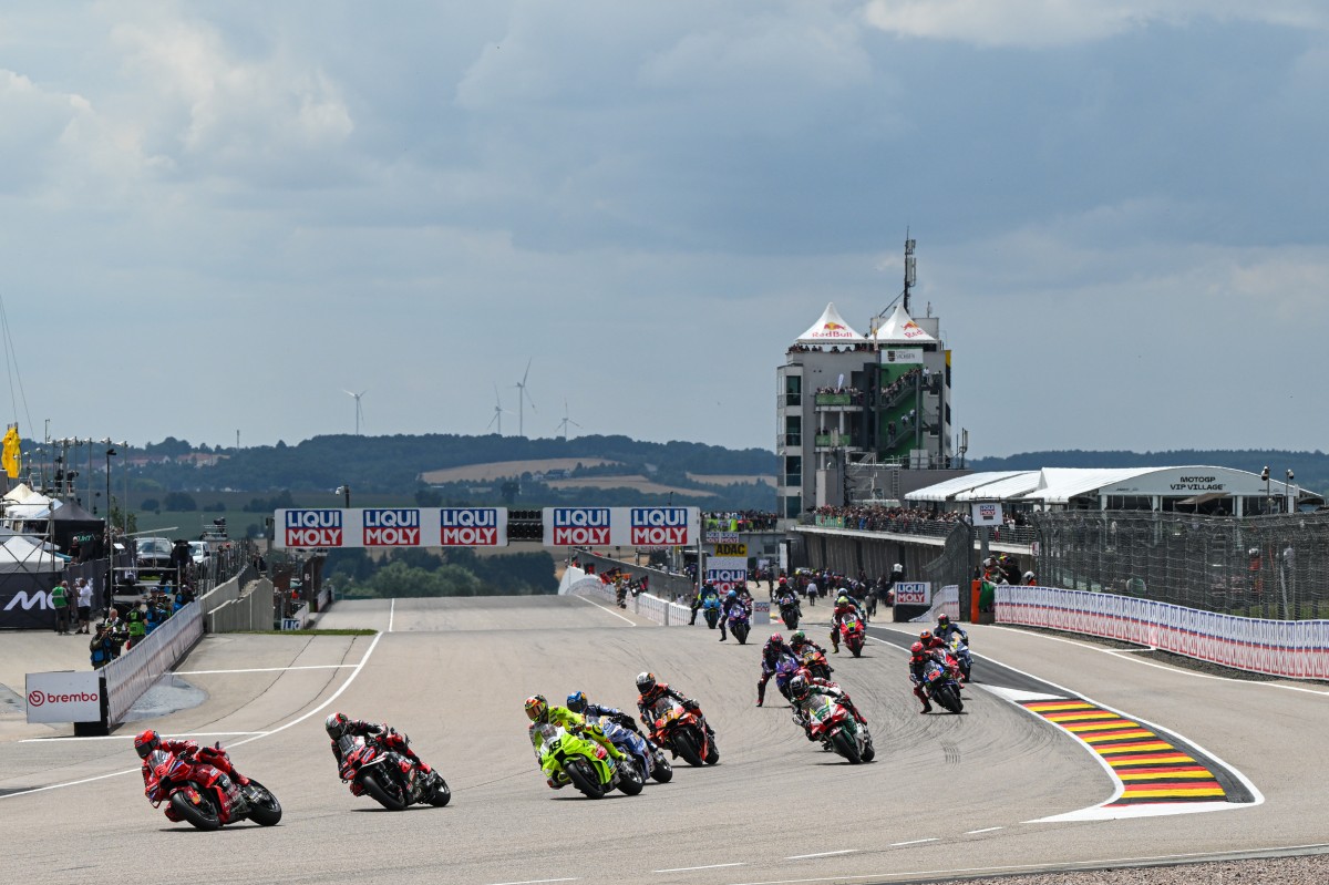Старт спринта Гран-При Германии MotoGP 2025
