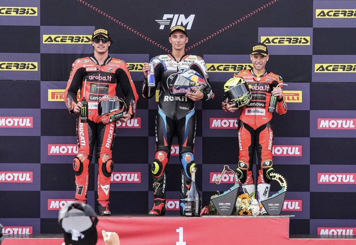 Подиум субботней гонки HungarianWorldSBK
