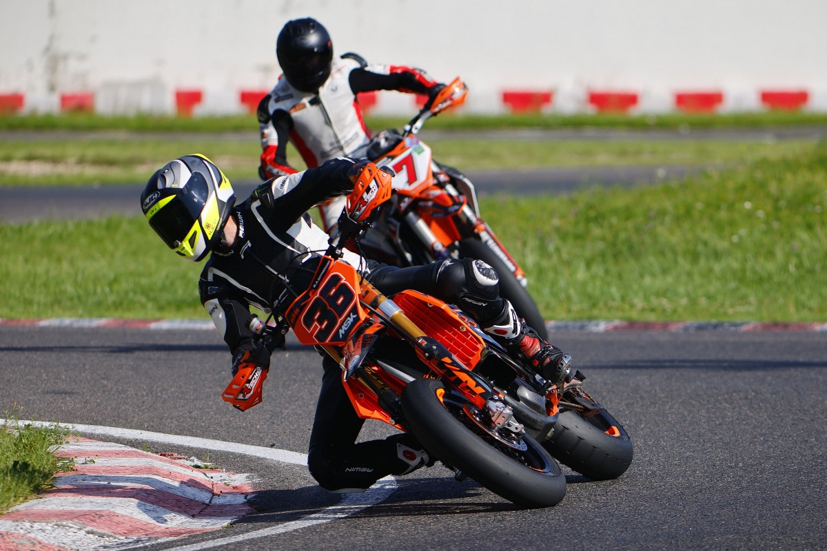 Василий Шумский, Supermoto S4
