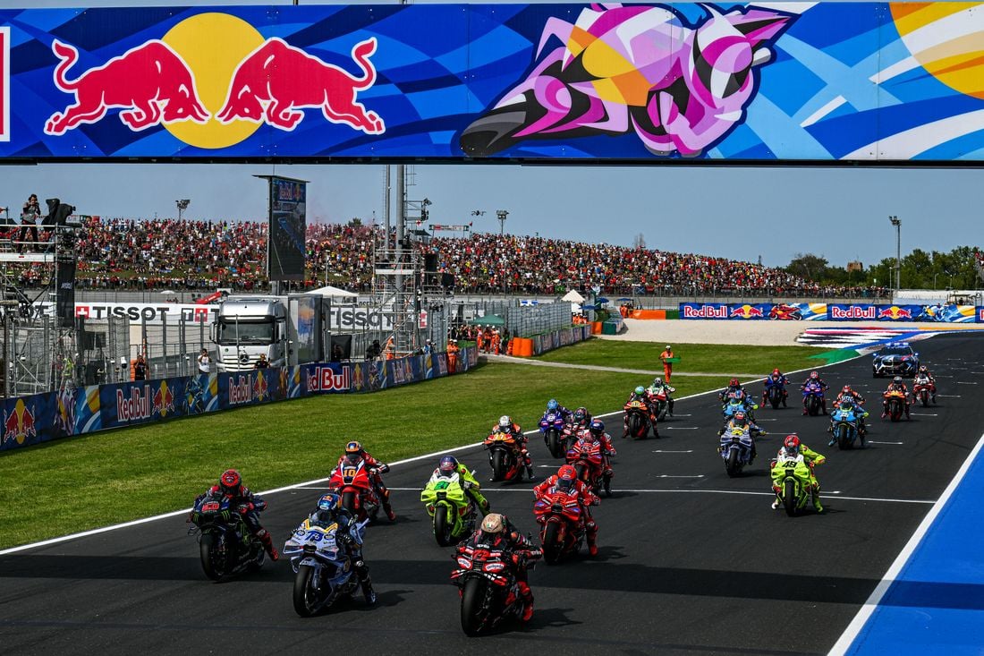 Старт Гран-При Сан-Марино MotoGP 2025