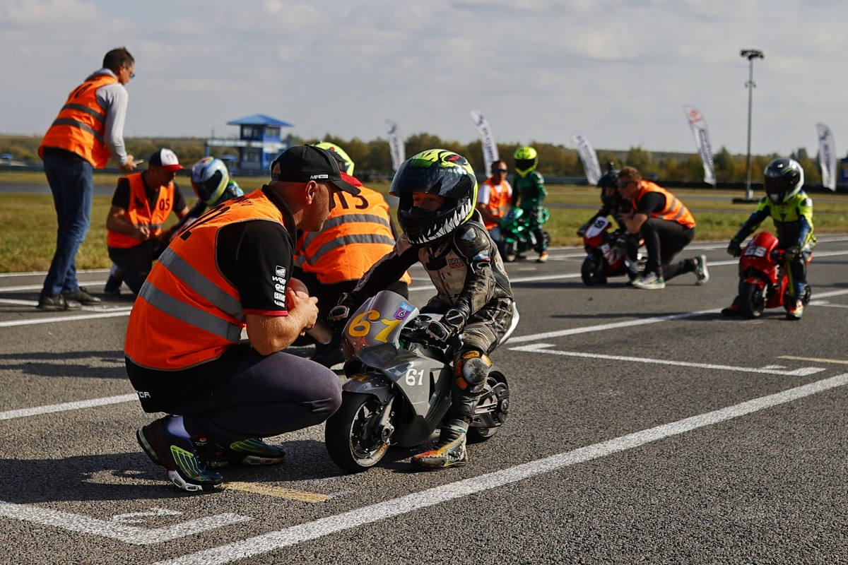 Вова Копанев на старте решающего этапа
