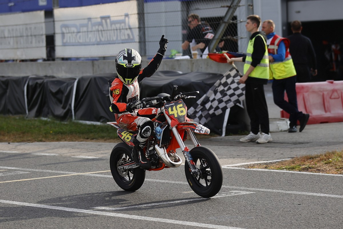 Михаил Гордийчук завершает день в Рязани чемпионом SM Junior 65