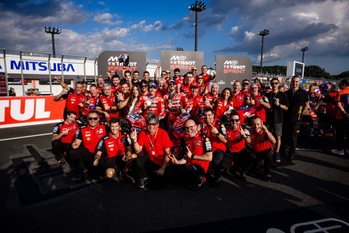 Ducati Lenovo Team и Ducati Corse оформили Тройную Корону в MotoGP 2025, но не праздновали ее