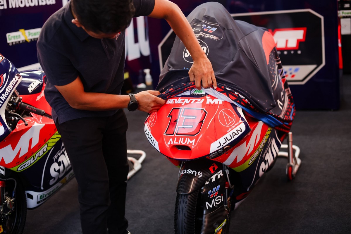 Хаким Даниш дебютировал в Мото Гран-При Moto3