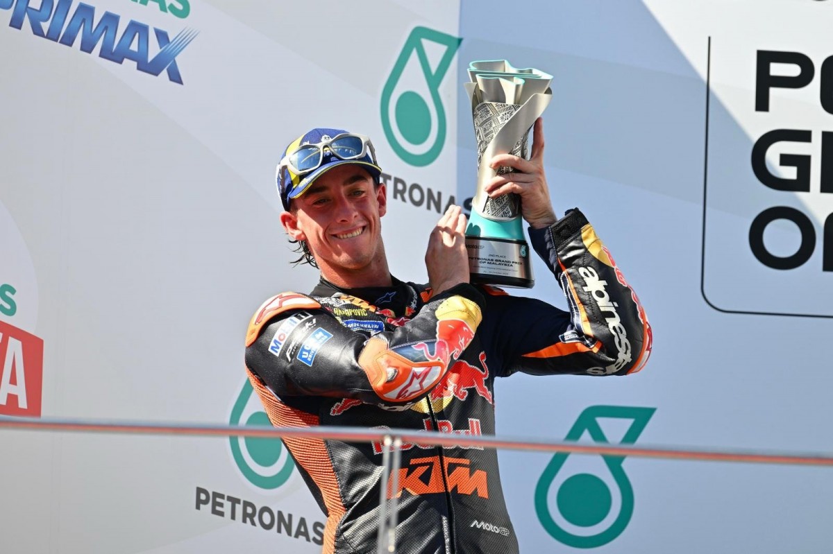 Педро Акоста - 2-й на подиуме Гран-При Малайзии MotoGP 2025