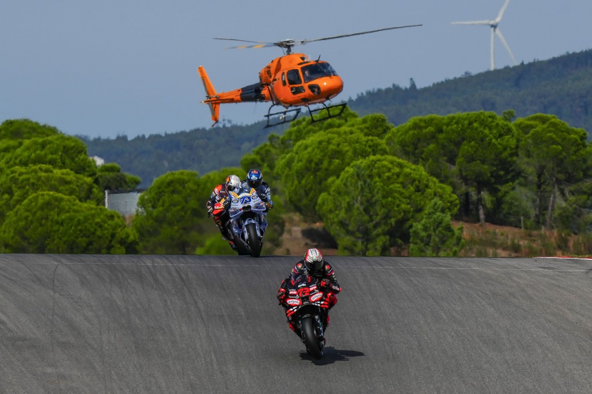 Старт Гран-При Португалии MotoGP 2025