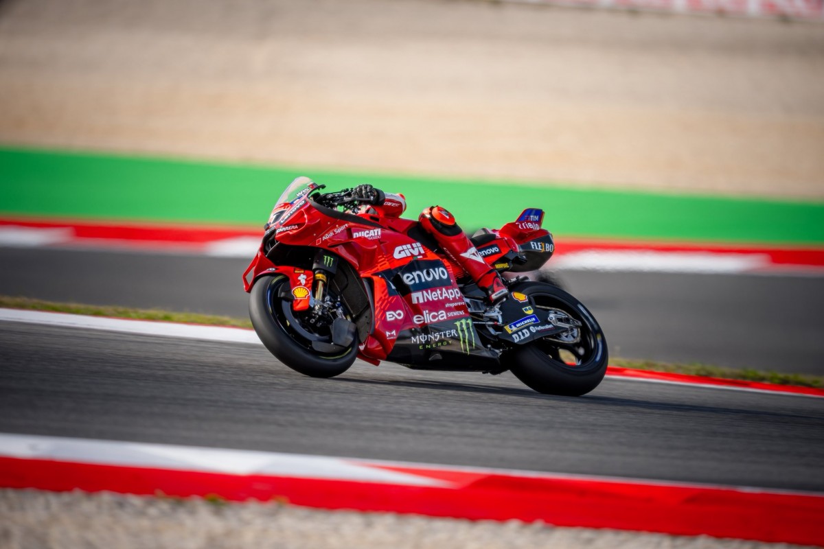 Николо Булега на Гран-При Португалии MotoGP 2025