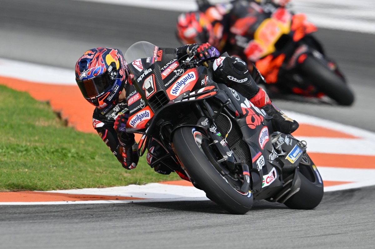 Хорхе Мартин из Aprilia Racing... замкнул список на 24-й позиции