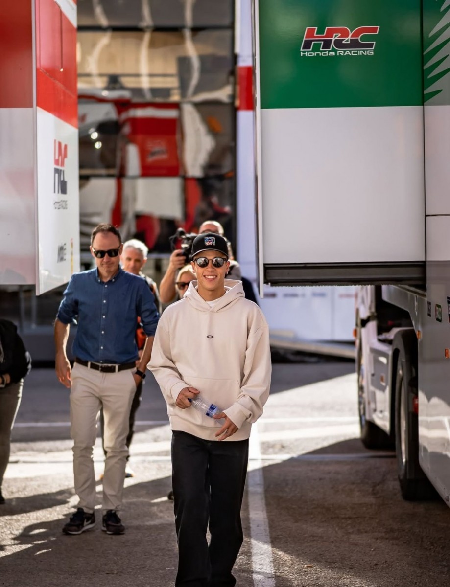 Диого Морейра - знакомство с LCR Honda MotoGP в Валенсии