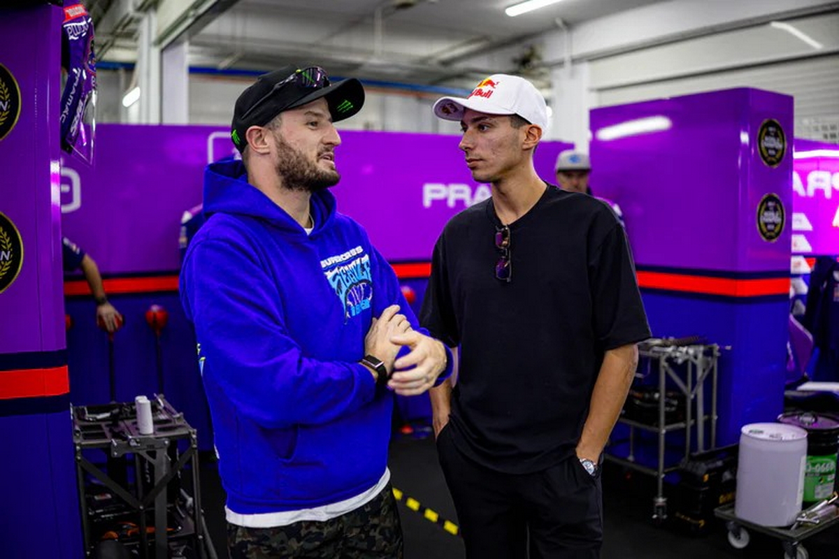 Новые напарники по Pramac Racing - Джек Миллер и Топрак Разгатлиоглу на тестах MotoGP в Валенсии