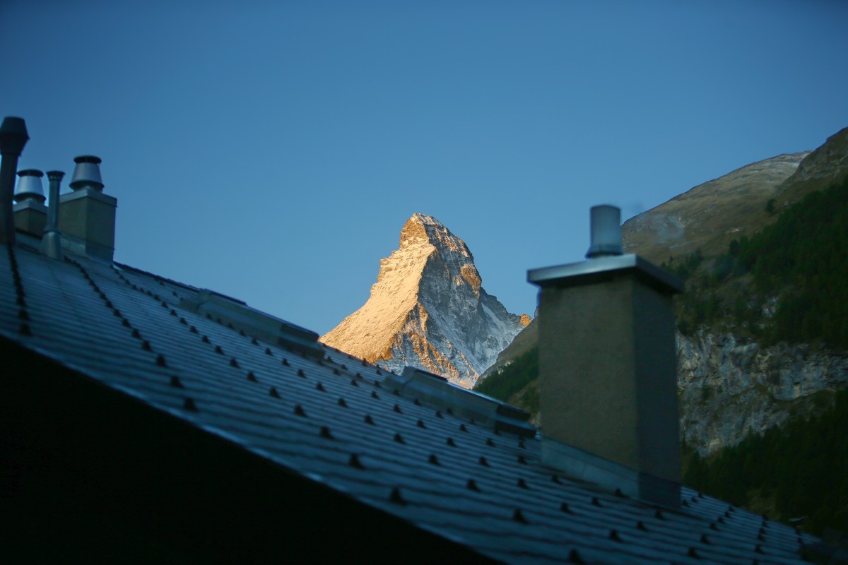 Неплохой вид из окна, но... где мои очки?!