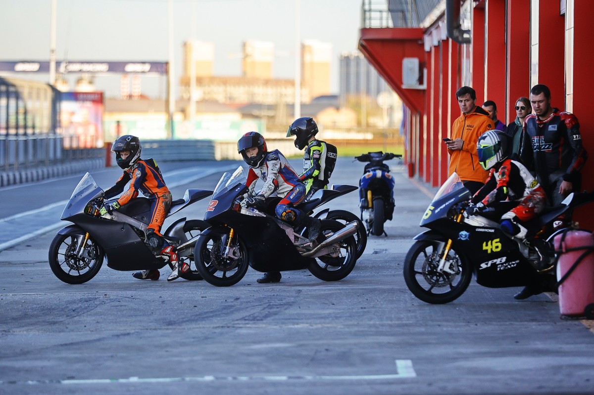 Тренировки юниоров на автодроме в Грозном от QTM Motorsport