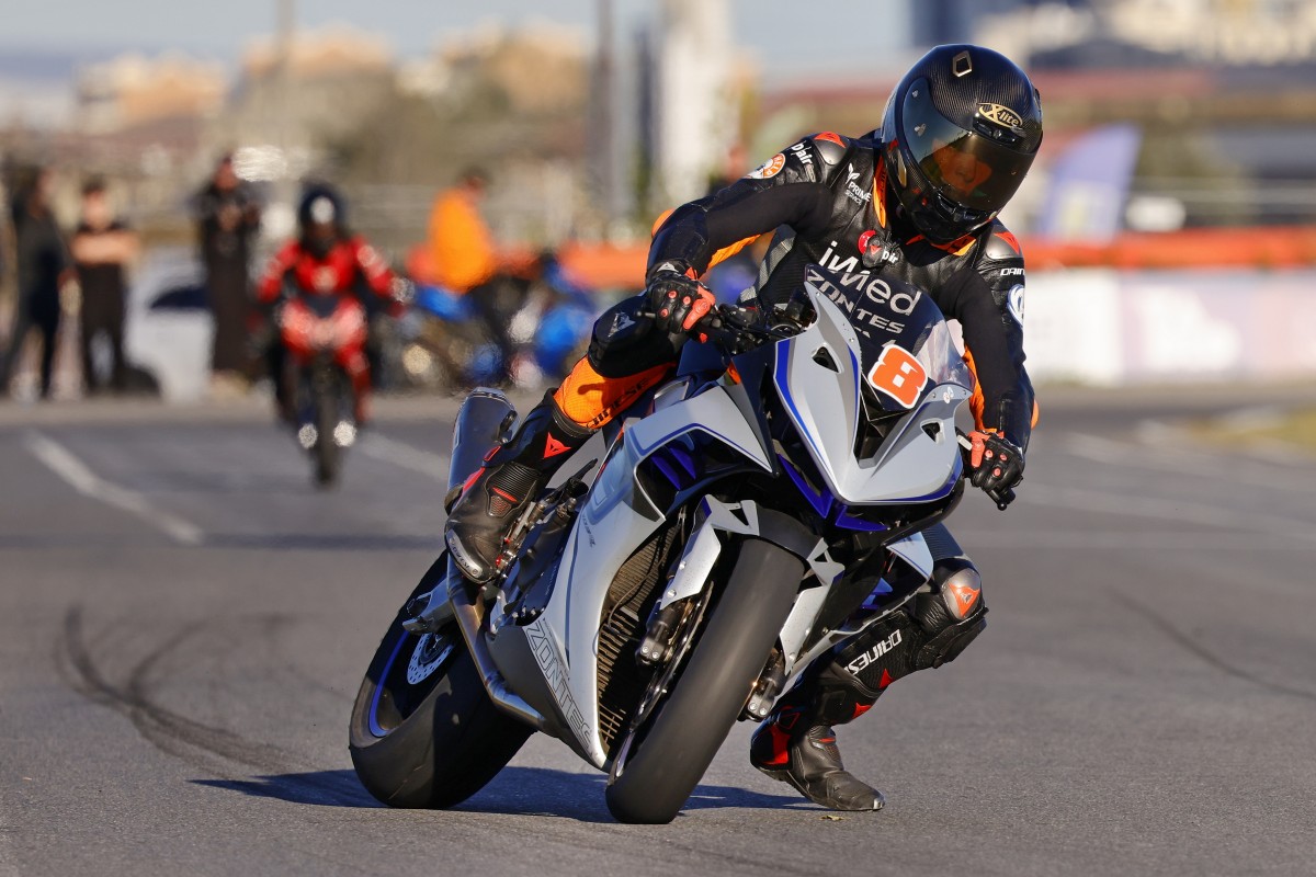 Глеб Алексеев дрифтует на Zontes 703RR в Грозном