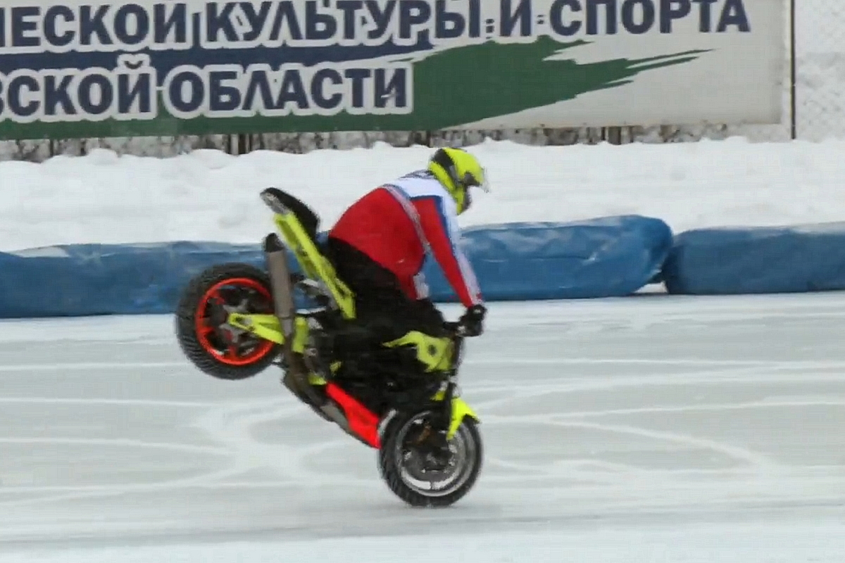 Фома Калинин. Стоппи на льду стадиона Металлург