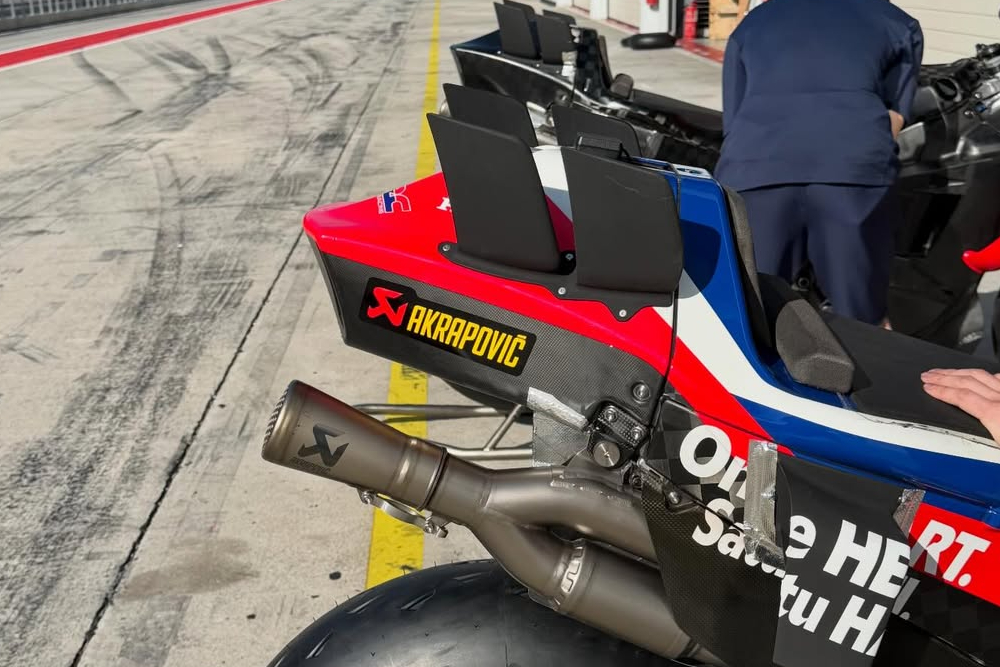 Прототипы Honda RC213V и Honda RC214V на тестах в Сепанге